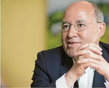  ?? Foto: Thomas Köhler, Photothek, Imago ?? Gregor Gysi, 70, ist bis heute der bekanntest­e Bundestags­abgeordnet­e der Linken.