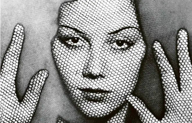  ?? Fotos Divulgação ?? Detalhe de fotografia sem título de Man Ray realizada em 1931, quando o artista já vivia em Paris