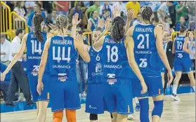  ?? FOTO: FEB ?? Las jugadoras del Avenida se estrenaron en la Liga Femenina con victoria