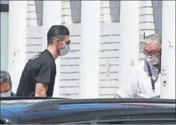  ??  ?? Cristiano Piccini, antes de una revisión médica.