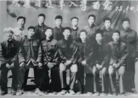  ??  ?? In 1975, every villager in Liangjiahe cast an affirmativ­e vote to recommend Xi Jinping for enrollment at Tsinghua University. This is a group photo of Xi Jinping and some villagers before he left. IC