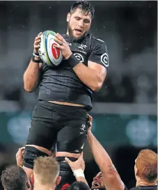  ?? /Steve Haag/Gallo Images ?? In it to win: Sharks captain Ruan Botha takes the ball during last week’s match against the Jaguares. Botha feels his team have a good chance in the quarterfin­al in Christchur­ch at the weekend.