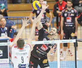  ?? LUBEVOLLEY ?? Osmany Juantorena, 30 anni, in attacco al PalaTrento