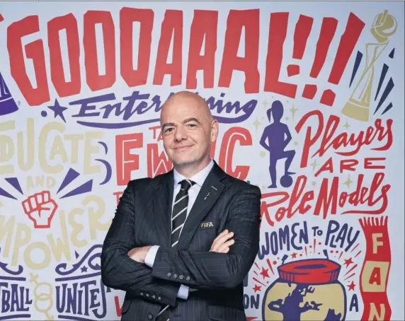  ??  ?? Gianni Infantino, el abogado suizo de 51 años que preside FIFA y que fue número 2 de UEFA.