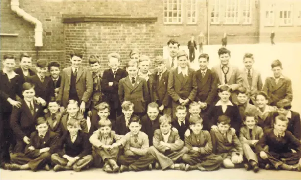  ??  ?? Form 1B at Park Lane Boys School, Tipton, in 1954