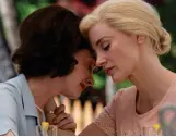  ?? ?? Friends to enemies: Hathaway and Chastain in Mothers’ Instinct