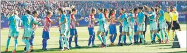  ??  ?? EN EL CALDERÓN. Atlético y Barcelona se vieron las caras en 2016 en la antigua casa rojiblanca.