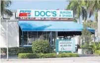  ?? JOHN MCCALL/SOUTH FLORIDA SUN SENTINEL ?? Doc’s All American closed after 70 years. The location sits empty in Delray Beach on Feb. 17.