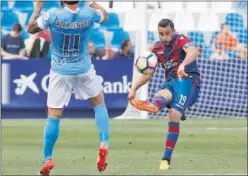  ??  ?? UN ALIADO. Pedro, ahora en el Levante, jugó seis años en Valladolid.