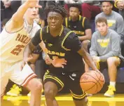  ?? AMY SHORTELL/THE MORNING CALL ?? Freedom's Caleb Mims put on a show with 25 points, making seven 3-pointers.