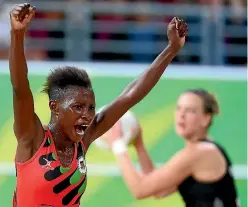  ?? GETTY IMAGES ?? Malawi’s Takondwa Lwazi celebrates her nation’s historic victory over the Silver Ferns on the Gold Coast.