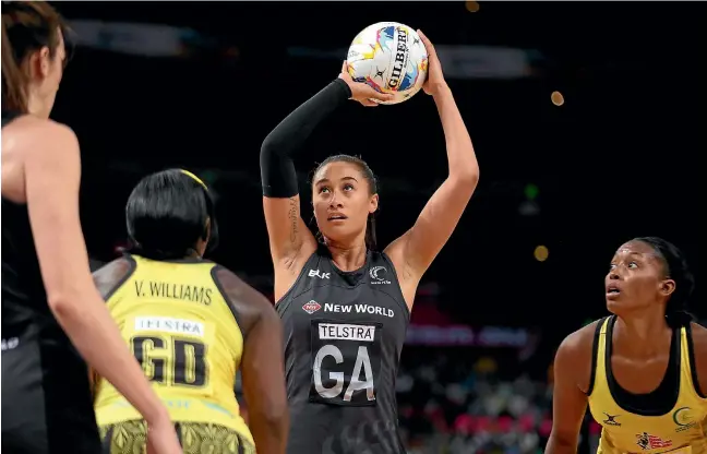  ?? PHOTO: PHOTOSPORT ?? Maria Folau, nee Tutaia, is among the highest paid netballers in New Zealand.