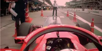  ?? ITALY PHOTO PRESS ?? Sebastian Vettel, 31 anni, fermato al controllo del peso si lamenta per la perdita di tempo