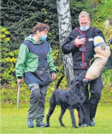  ?? FOTO: TOBIAS REICHENBER­GER ?? Während die Frühlingsp­rüfungen ausfallen mussten, konnten Hunde und deren Besitzer nun endlich ihr Können zeigen.