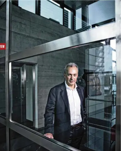  ?? (MARCO ZANONI/ LUNAX) ?? Urs Schaeppi: «Pourquoi Swisscom a-t-il plus de 60% de parts de marché? Parce que nous avons une tradition de qualité et d’innovation.»