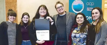  ??  ?? Onward and upward: Katrina (third from left) with the Pace Press staff after winning a journalism award at the Associate Collegiate Press journalism conference in La Jolia, California.