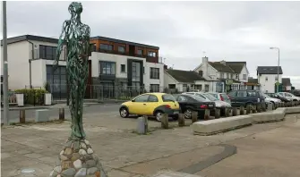  ??  ?? A plane crashed into the wagon of a travelling showman in Laytown.