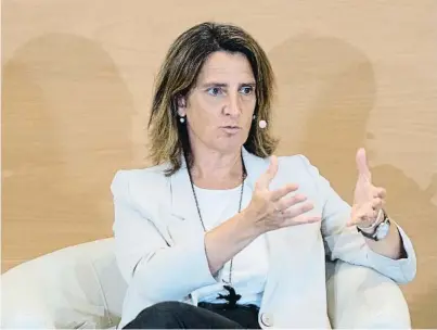  ?? ?? l erto rtega / Teresa Ribera, vicepresid­enta i ministra per a la Transició Ecològica
