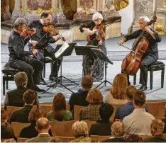  ?? Foto: Peter Fastl ?? Das Hagen Quartett bei seinem Mozartfest‰Auftritt im Kleinen Goldenen Saal in Augs‰ burg.