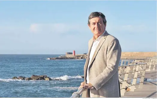  ?? DIARIO DE ALMERÍA ?? Manuel Cortés es el actual alcalde de la ciudad de Adra y candidato a ostentar la vara de mando por el Partido Popular tras el 28M.