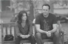  ?? DREAMWORKS ?? Cobie Smulders, left, and Vince Vaughn star in Delivery Man, a droll comedy that mixes laughs with the emotional moments that define fatherhood.