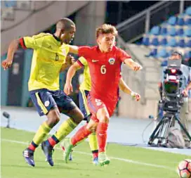  ?? FOTO CORTESÍA CONMEBOL ?? Imágenes del empate entre Colombia y Chile. Hoy los cafeteros jugarán con Uruguay por tercera fecha.