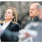  ?? FOTO: BERND VON JUTRCZENKA/DPA ?? Giorgia Meloni und Olaf Scholz in Berlin.