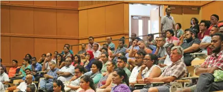  ?? Photo: Kelera Sovasiga ?? USP staff during the Vice Chancellor, Professor Pal Ahluwalia’s address at the Japan ICT on September 28, 2020.