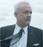  ??  ?? Tom Hanks spelar pilot som nödlandar.