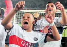  ?? ?? Mbappé celebra el pase a las semifinale­s.