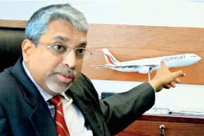  ??  ?? SriLankan Airlines CEO Suren Ratwatte