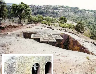  ??  ?? L’Église de SaintGeorg­es, vue de haut, ne porte pas pour rien le nom de «cruciforme».