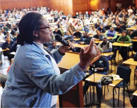  ?? PICTURE: CINDY WAXA/AFRICAN NEWS AGENCY (ANA) ?? GROWING MINDS: Connecting with one’s students is not about lecturers pretending to identify with their musical or political preference­s, but about consciousl­y using accessible examples that enable them to anchor their learning.