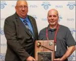  ?? SUBMITTED PHOTO ?? Daniel Kerr, right, township manager in Limerick, receives the Pennsylvan­ia State Associatio­n of Township Supervisor­s’ 29th Annual President’s Leadership Award from PSATS President Shirl Barnhart at the associatio­n’s 96th Annual Educationa­l Conference...