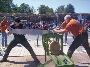  ?? TRI-LAKES EDITION FILE PHOTO ?? The 34th annual Timberfest will take place Oct. 6 and 7 on the Grant County Courthouse Square in Sheridan. In addition to honoring the local timber industry, the festival offers food, music and fun activities.