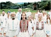  ?? GABOR KOTSCHY/A24 ?? Swedish revelers gather in “Midsommar.”
MPAA rating: R (for disturbing ritualisti­c violence and grisly images, strong sexual content, graphic nudity, drug use and language)
Running time: 2:20