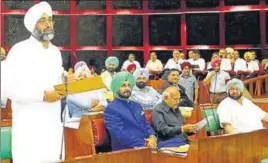  ?? KESHAV SINGH/HT ?? Punjab finance minister Manpreet Singh Badal presenting supplement­ary demands in the Punjab Vidhan Sabha on Wednesday.