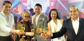  ??  ?? Toasting to 6 years. Ronald Go, Indonesian Consul Endah Fariarty, Asst. Direc of Sales Kathy Namuag & Financial Controller Raymund Queddeng Seda Abreeza GM Ken Kapulong,