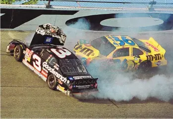  ?? GLENN SMITH/ASSOCIATED PRESS FILE ?? Kenny Schrader in the No. 36 car bashes into the No. 3 of Dale Earnhardt Sr. on the last lap of 2001 Daytona 500. Earnhardt’s car hit the wall head-on, resulting in his death.