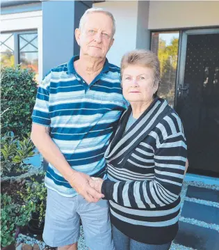  ?? Picture: RICHARD GOSLING ?? Friends have helped Bob and Jan Kelly take a cruise in Europe for their 50th wedding anniversar­y after they lost $23,000 when a travel agency closed.