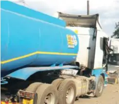  ??  ?? Local transporte­rs say they are now ready to ferry all Zambia’s fuel imports