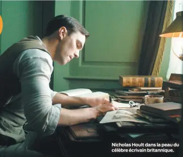  ??  ?? Nicholas Hoult dans la peau du célèbre écrivain britanniqu­e.