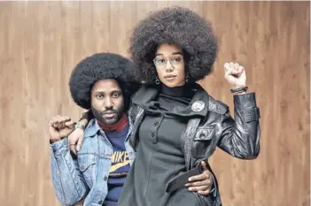  ??  ?? ► John David Washington y Laura Harrier en BlackKklan­sman, de Spike Lee.