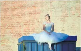  ?? FOTO: BJØRN HARRY SCHØNHAUG ?? TIDLIG: Vilde Leion danset ballett på toppen av en av konteinern­e på Borgestad Fabrikker i 2014.