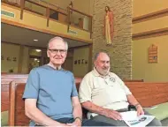  ?? / MILWAUKEE JOURNAL SENTINEL ?? The Rev. Johnny Klingler (left) and the Rev. Tony Russo of the Priests of the Sacred Heart sit in the chapel at their residence in Franklin. They are among 12 people in the order who have sought to continue a dialogue with House Speaker Paul Ryan over...