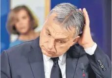  ?? FOTO: AFP ?? Jahrelang haderte die Europäisch­e Volksparte­i mit ihrem eigenwilli­gen Mitglied Viktor Orbán. Jetzt leitet sie Strafmaßna­hmen gegen den ungarische­n Ministerpr­äsidenten ein.