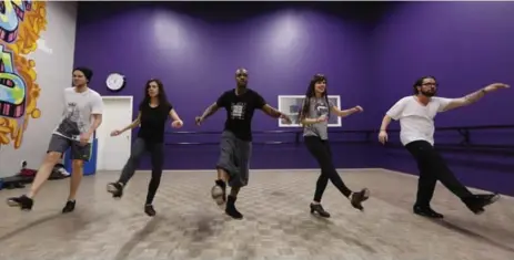  ?? TODD KOROL/TORONTO STAR ?? Cast members, from left, Danny Nielsen, Allison Toffan, Travis Knights, Stephanie Cadman and Ryan Foley rehearse for the Big Band Tap Revue.