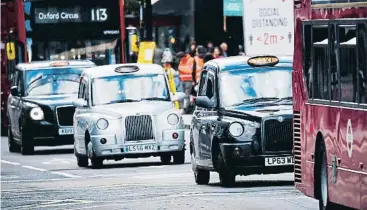  ?? ?? Els taxis s’han convertit en un article de luxe en ciutats com Londres