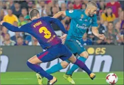  ??  ?? SIN GOL. Benzema no pudo ver puerta ante el Barcelona.