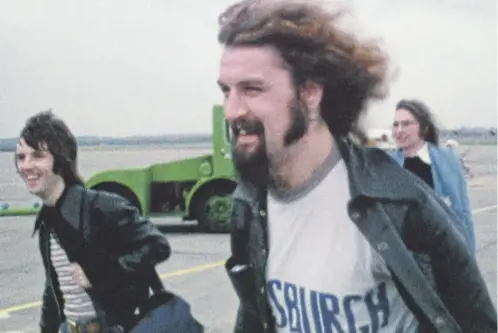  ?? ?? The newly-restored Billy Connolly documentar­y Big Banana Feet will be shown at Glasgow Film Festival on March 3 ahead of a selected cinema release and a release on Bluray/dvd in May.